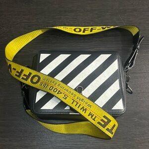 COPY - OFF-WHITE diag binder clip bag
